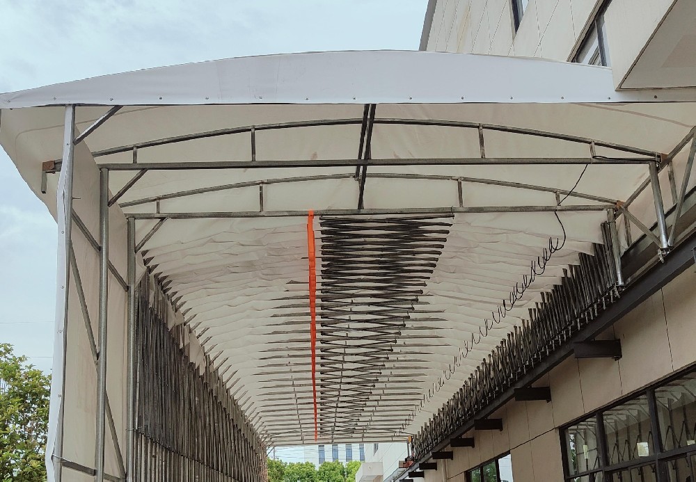 单边立柱电动雨棚