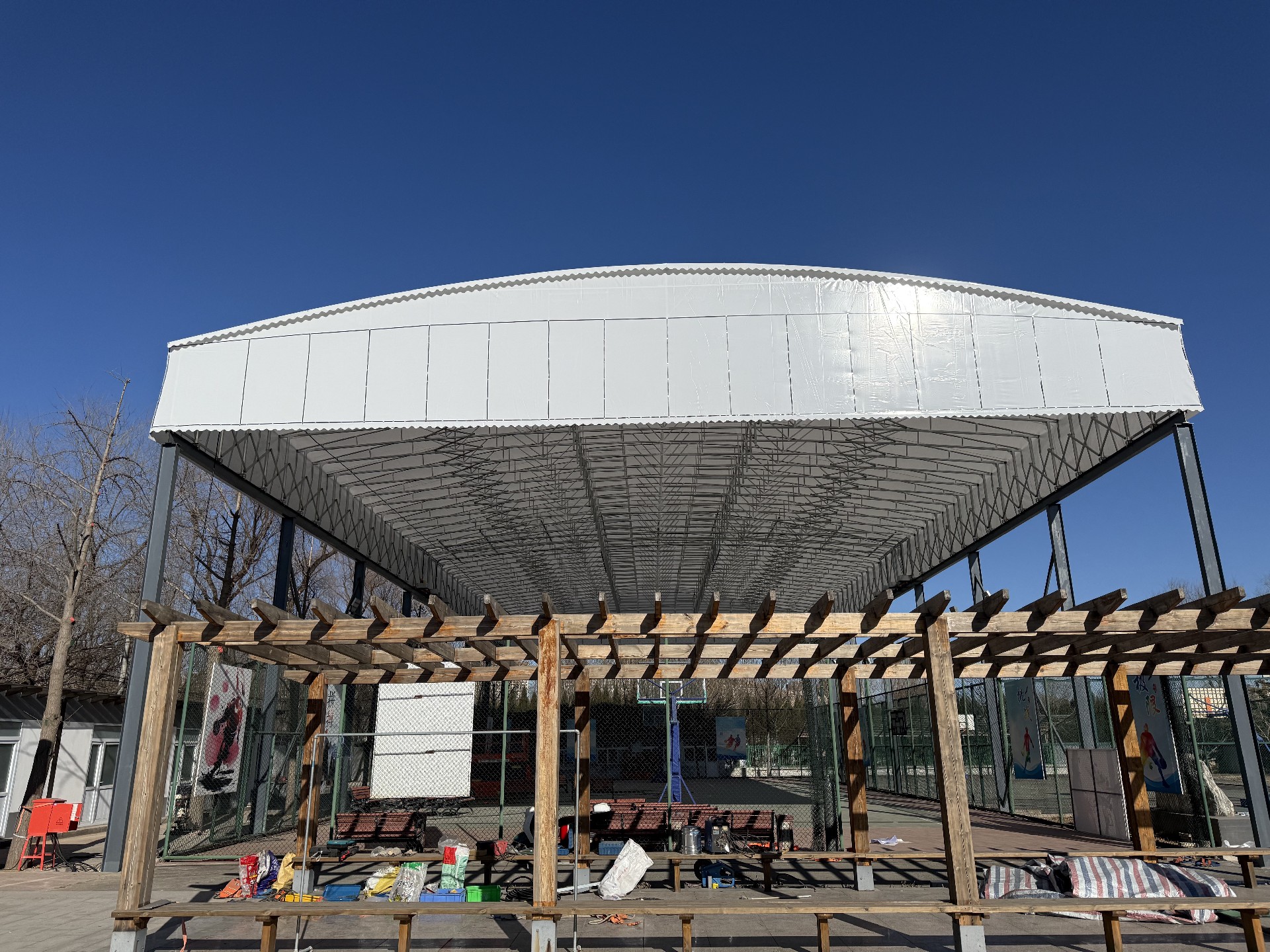 球场雨棚1.jpg